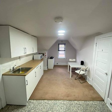 Rooms Available Downtown Winnipeg Exterior foto